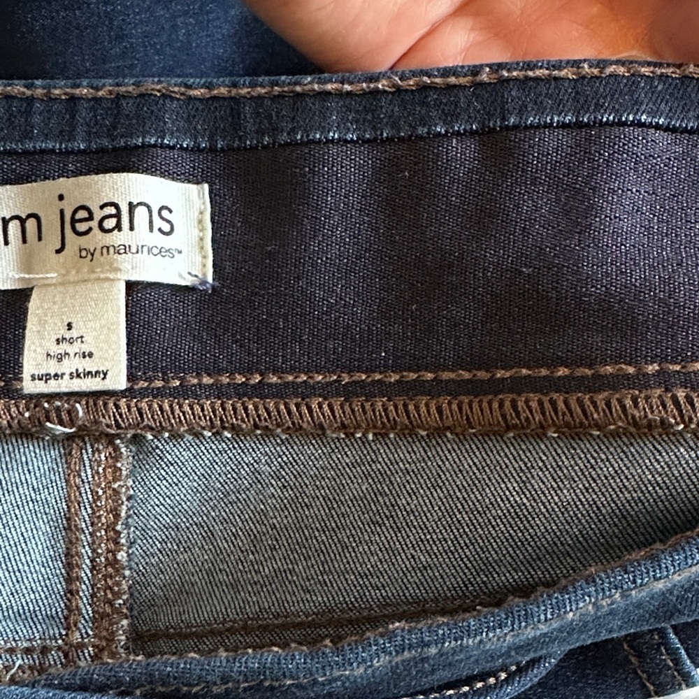M Jeans by Maurice’s Women's Dark Blue Jeans, high rise, small short - Picture 5 of 5